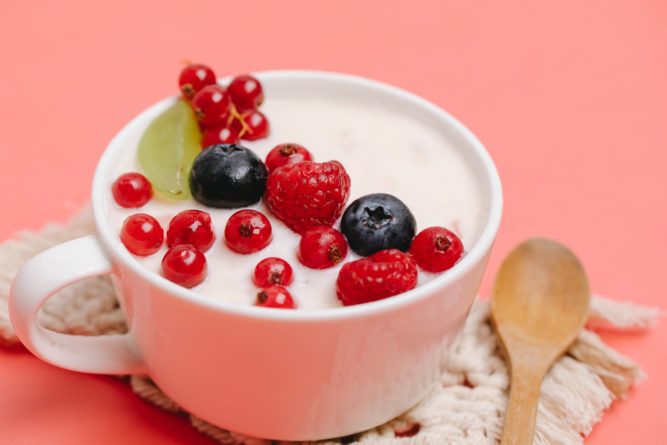 yoghurt met fruit